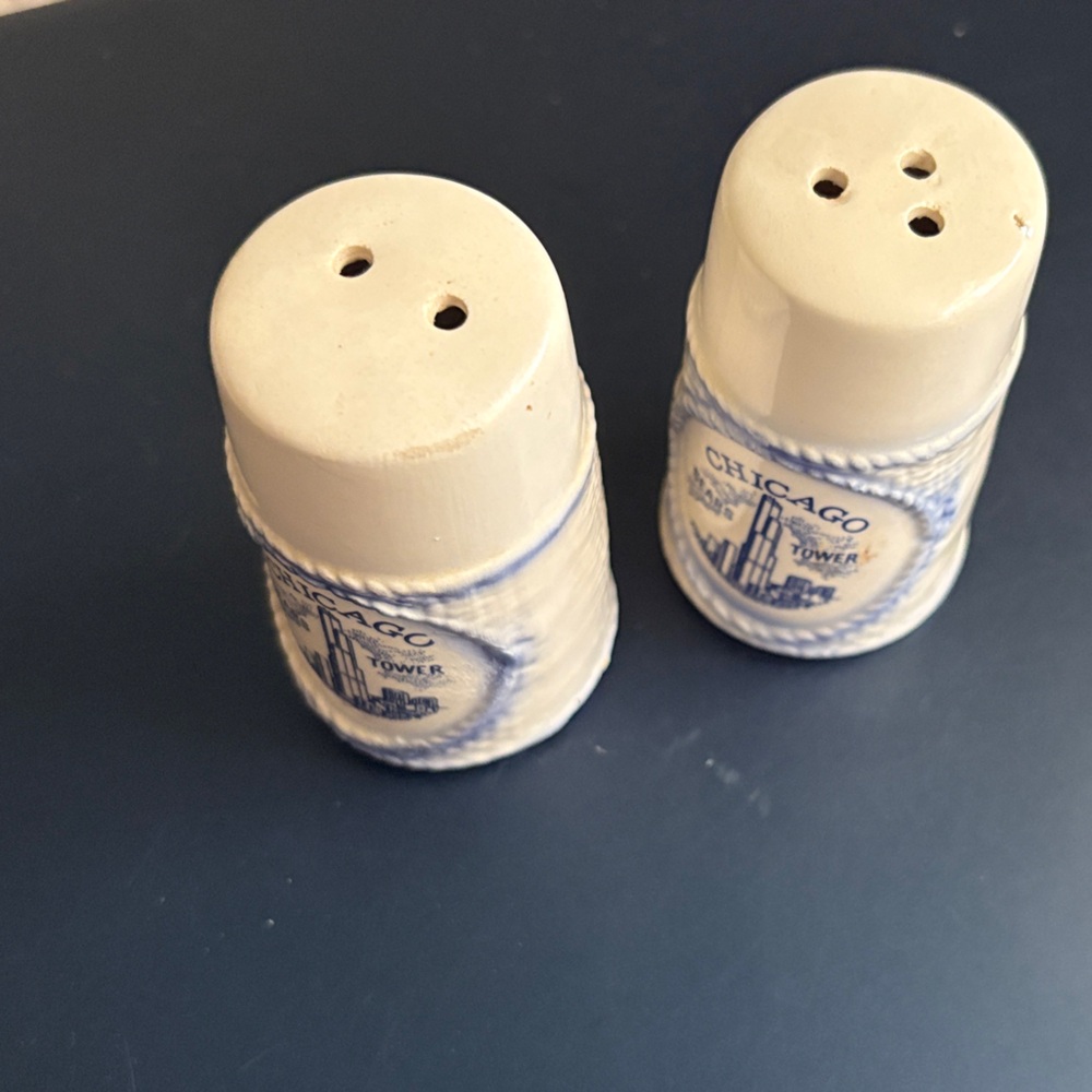Vintage Chicago Sears Tower Salt and Pepper Shakers